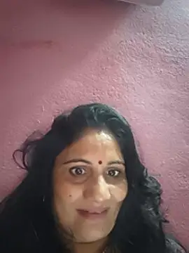 Rakhi99x webcam