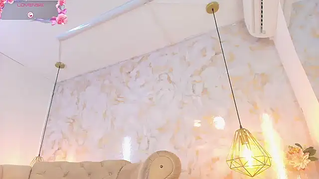 ariannaruiz webcam