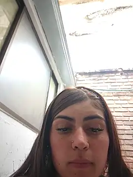 MishRaven live cam on StripChat