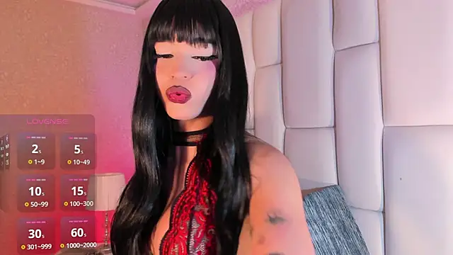 Summer_walkerr live cam on StripChat
