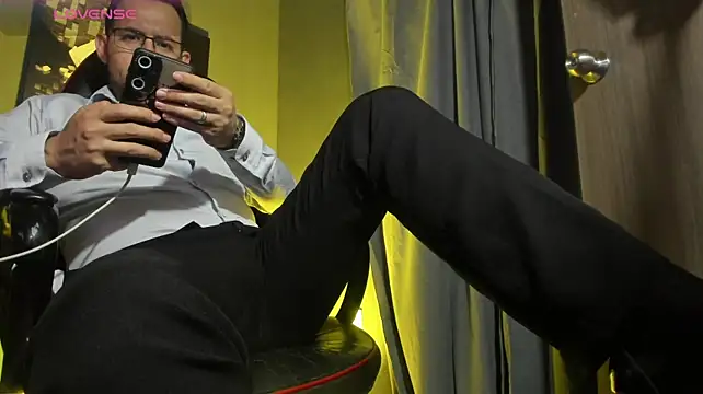 Jerry_hot1 live cam on StripChat