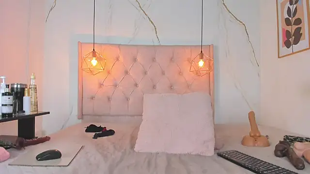 zamira_44 webcam