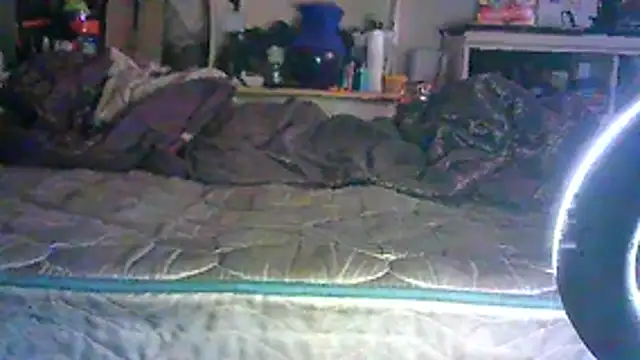 SINC3R3LY_FIR3 live cam on StripChat