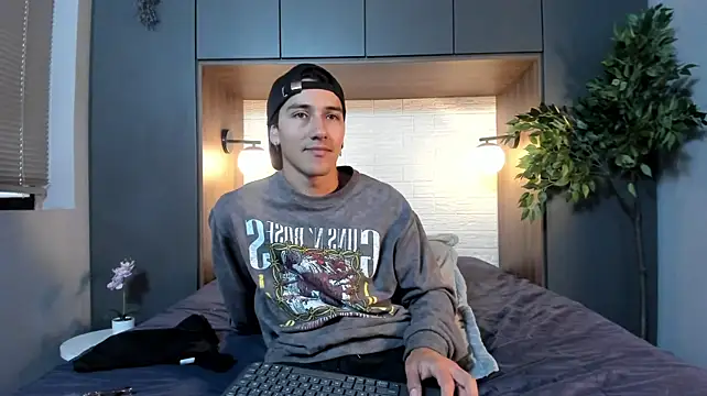 Andy_Joy_ live cam on StripChat