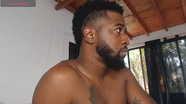 Drake_Nassir4 live cam on StripChat