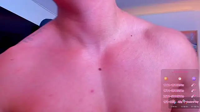 RJBarto live cam on StripChat