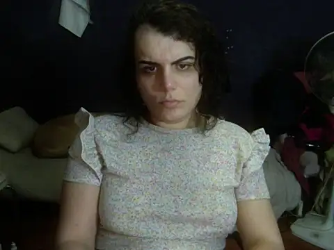 turkishTransEfsun live cam on StripChat