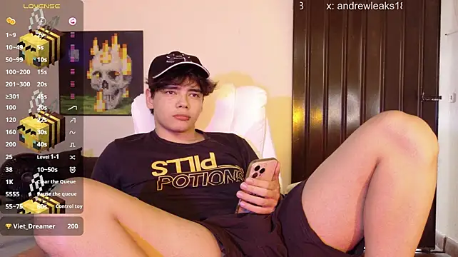 an_drew18 live cam on StripChat