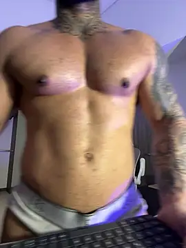 Andrew_Johnnson live cam on StripChat