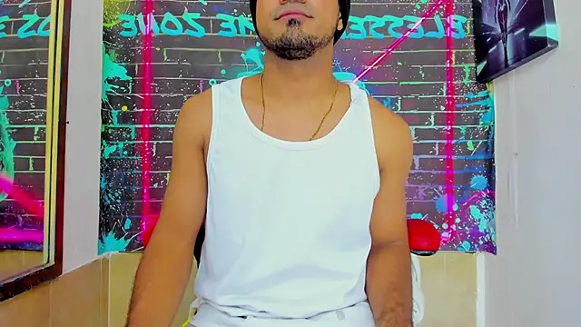 Latins_on_fire webcam
