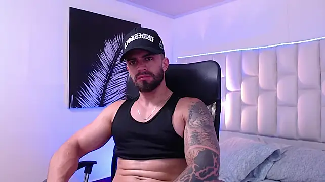tony_goldstein live cam on StripChat