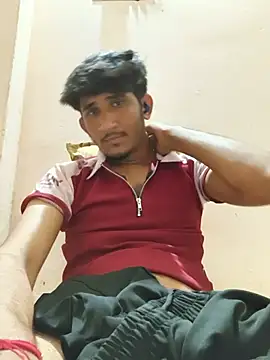 Shaktihwhwh live cam on StripChat