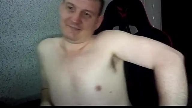 MysteriousWanderer live cam on StripChat