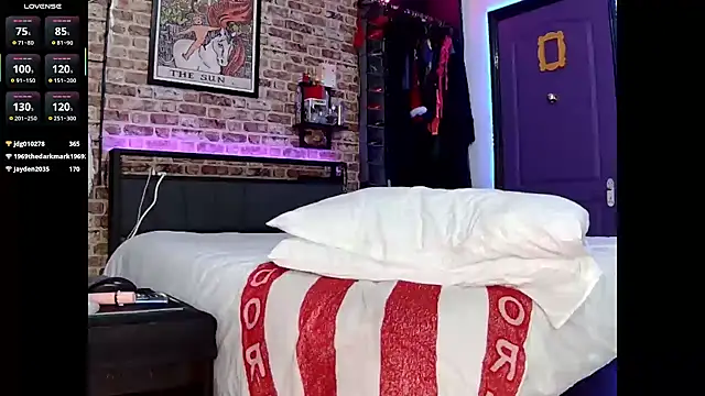 TSLea live cam on StripChat