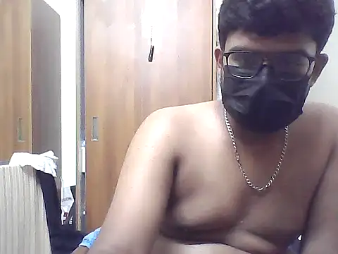 suresh123fhbthh live cam on StripChat