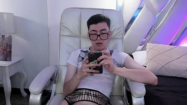 GaelDuke live cam on StripChat