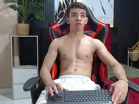 CamiloRoss_ live cam on StripChat
