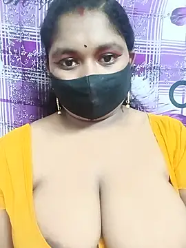 Pooja_Roy_7 live cam on StripChat