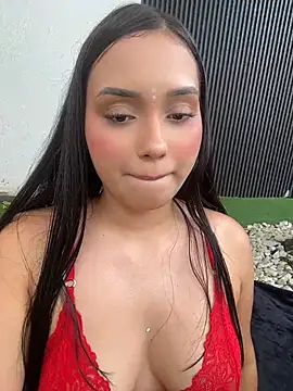 sara-cherry webcam