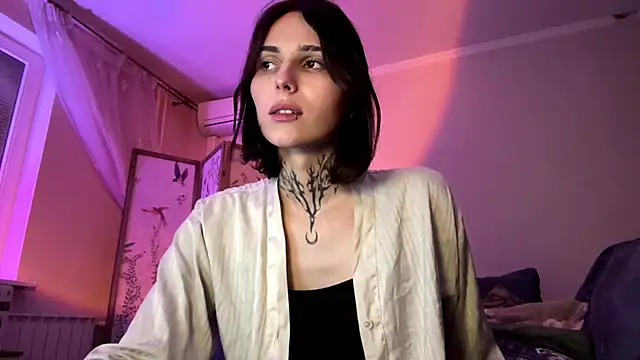 SweetFemBoyy live cam on StripChat