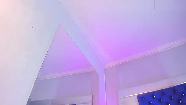 ciara_hotts's live room