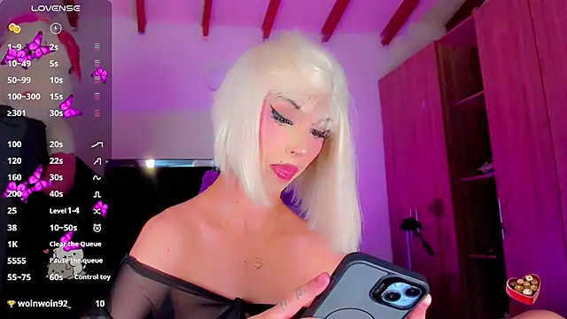 mely_crawford webcam