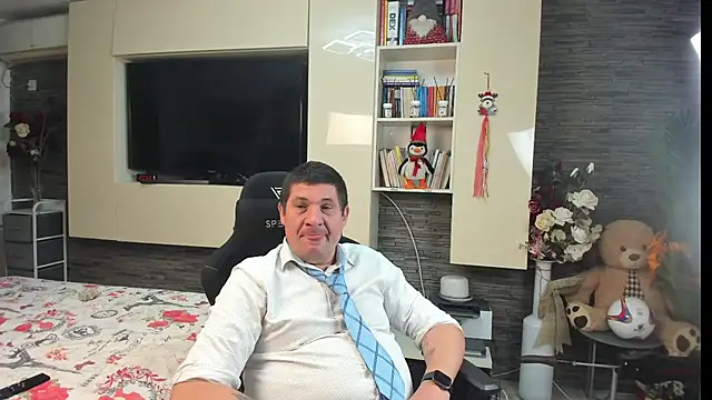 SpartacusDaddy48 webcam