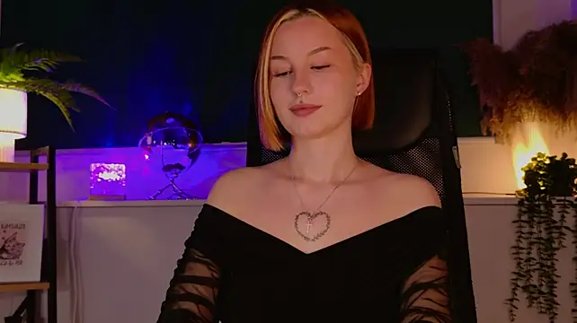 ClaireMathis webcam