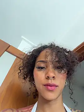 LizStorm_ webcam