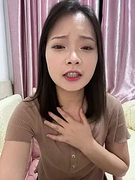 BIGBABYYEYE webcam