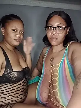 ShantelBootyBoobs webcam