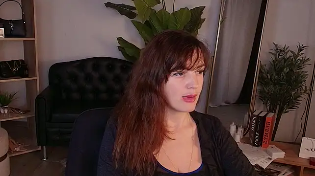 AureliaVane 🥂 online sex chat