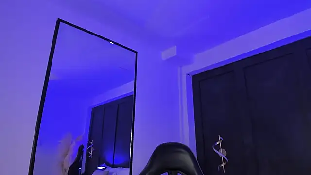 luna_louis webcam