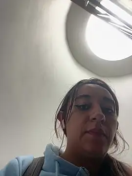 Lu_Pinkk webcam