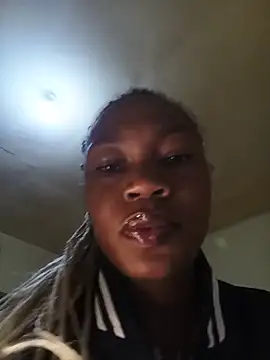 Elizashee webcam