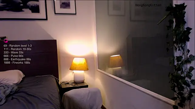 hongkongkitten 👽 live online cam