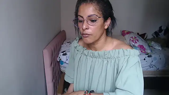 kateleyagrey