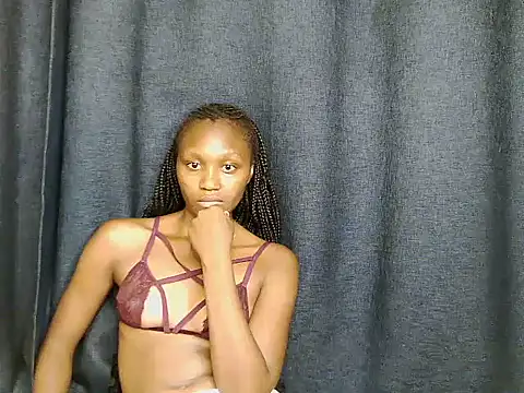 Zari_wet webcam