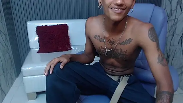 ManSant live cam on StripChat