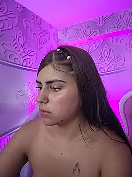 MishRaven webcam