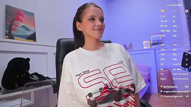 AdalynGlows webcam