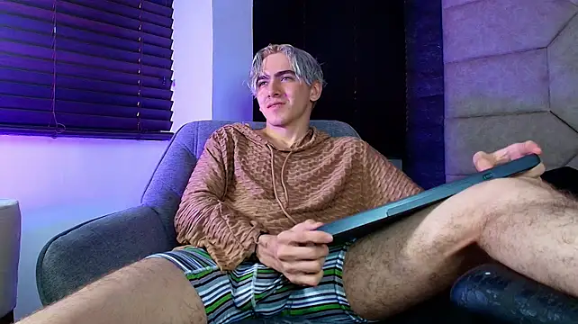 Tyler_Mcrey webcam