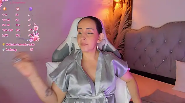 Jadde_hamad live cam on StripChat