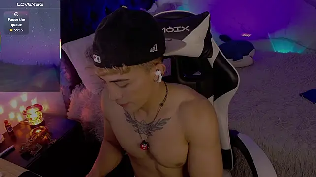 Saimonvela live cam on StripChat