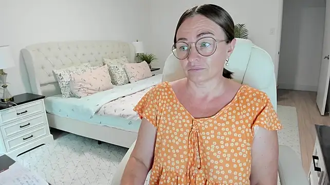 Vika73 webcam