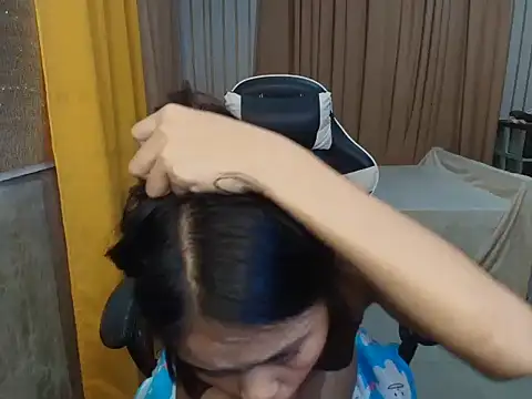 ur_sweetalthea_ webcam