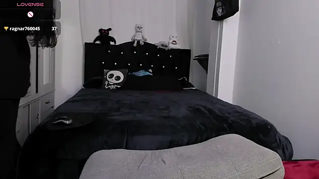 Amy_Aloqua webcam