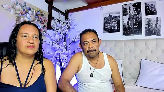 John_n_Kate live cam on StripChat
