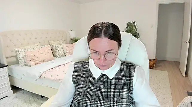 Vika73 🥜 sex chat