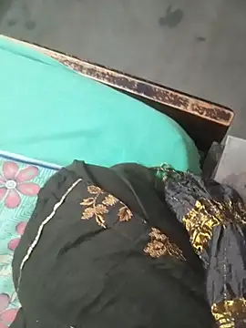 Desi_couple85